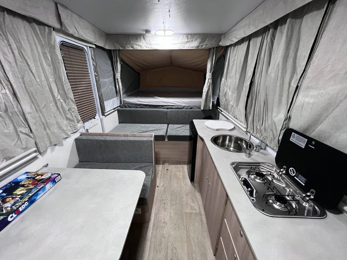 2022 Jayco Lark Bushpack (LARK.BP.CPMY22) Caravan Sales